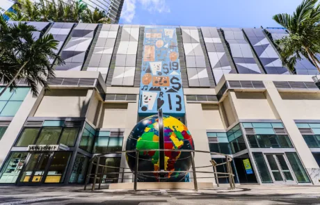 Historic Pan-Am Globe and ‘R&R’ mural at Miami Worldcenter