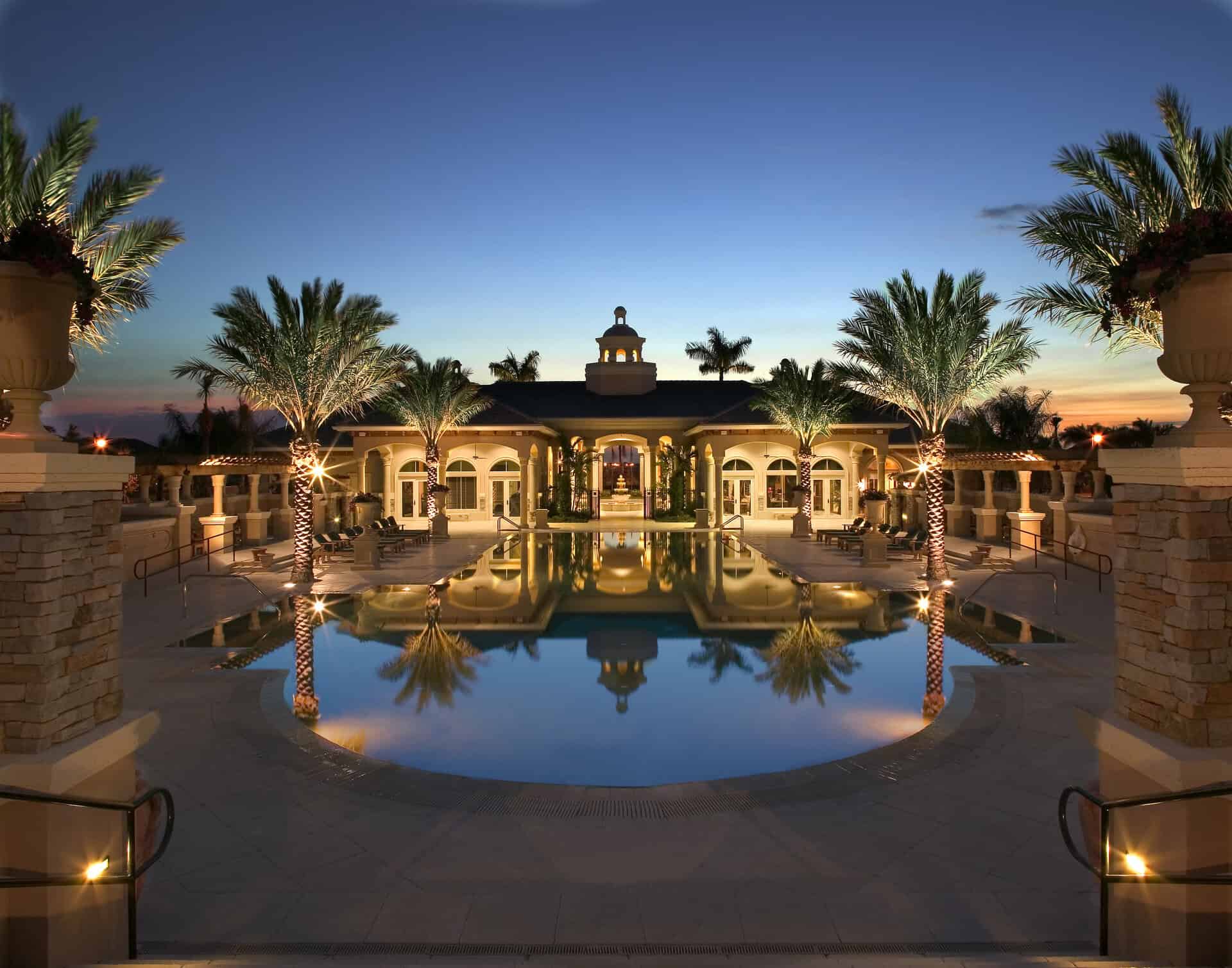 Versailles Rear Elevation Pool